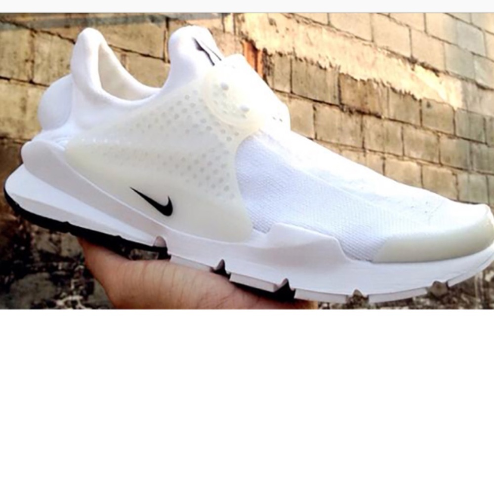 Nike sock dart all white